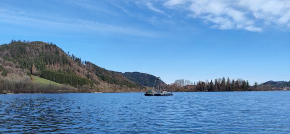 Bohrplattform auf dem Schliersee in Bayern